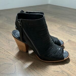 Paul green CAYANNE PEEP TOE BOOTIE sz 8